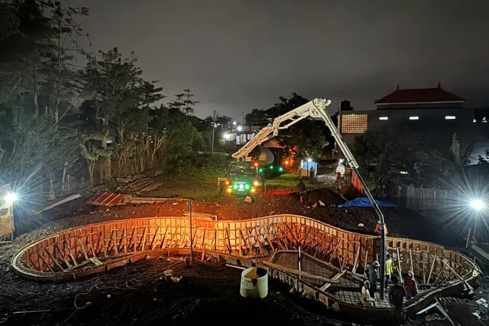 standard swimming pool concrete quality