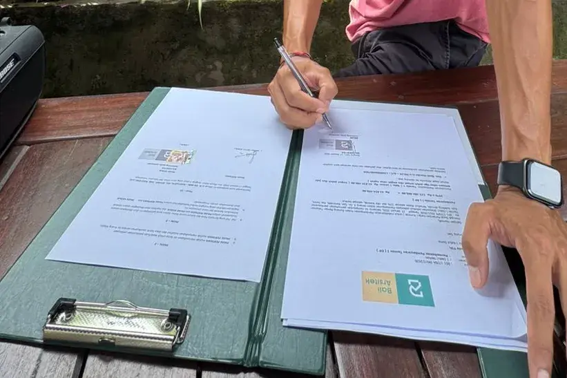 klausul kontrak kerja kolam renang