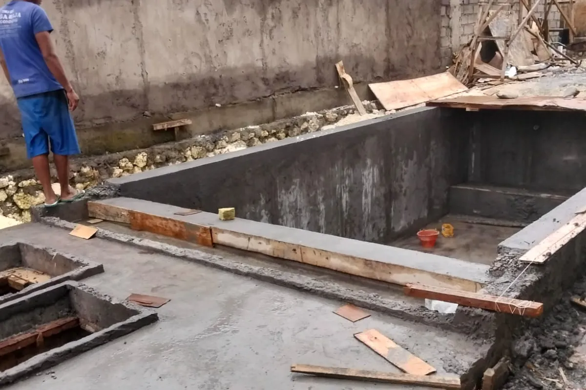 Perapian struktur dan pembuatan ruang mesin